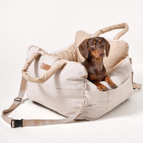 FUKUMARU dog car seat with a small dog